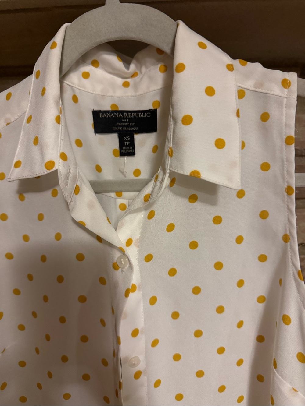 Banana Republic White Sleeveless Polka Dot Blouse with Yellow Dots